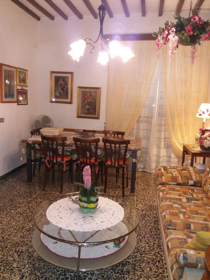 Apartamento Casa Tarrini Chianni Exterior foto